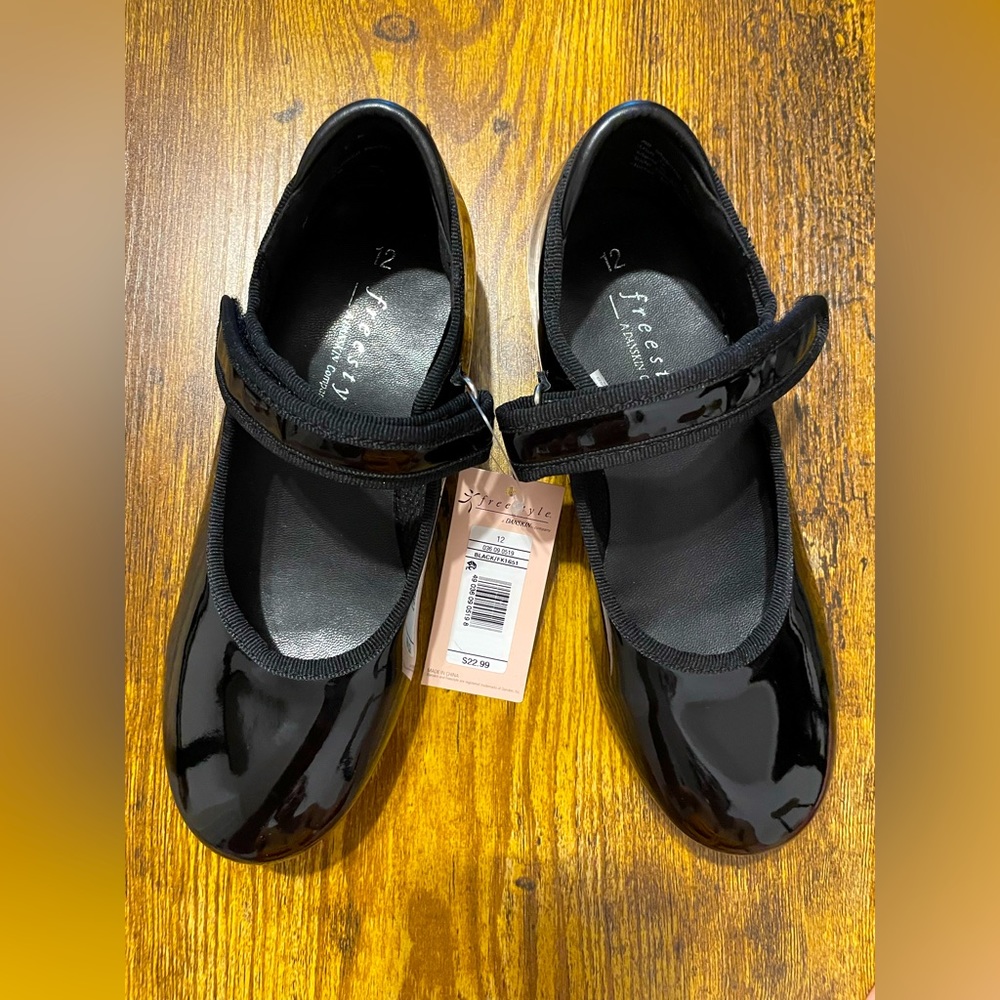 Dance/Tap girl’s shoes